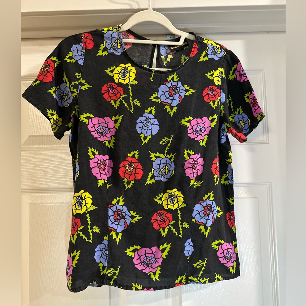 Nooworks Black Short Sleeve Tee with Multicolor Floral Print